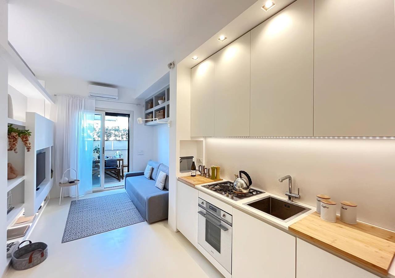Solemar Sicilia - White Loft Apartment ปาแลร์โม ภายนอก รูปภาพ